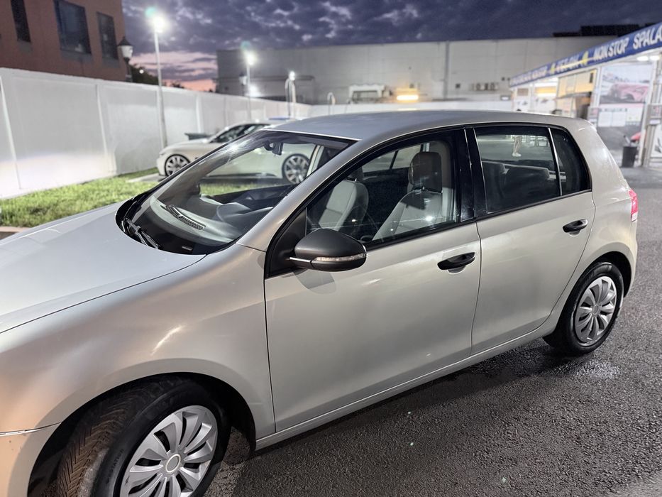 VOLKSWAGEN Golf 2012 — imagine 2