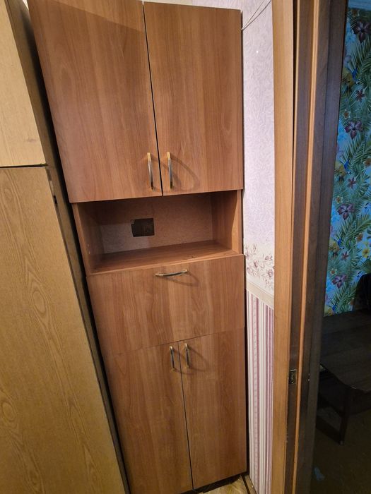 Продам прихожую/шкаф.