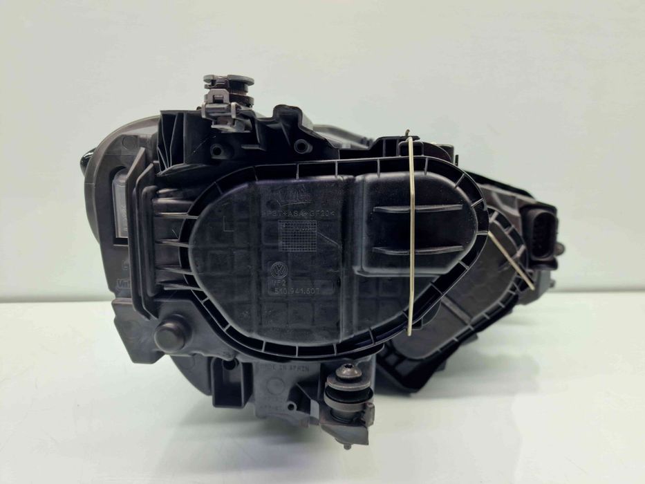 Set faruri Volkswagen Golf 7 Sportsvan (AM1, AN1) [Fabr 2014-prezent]