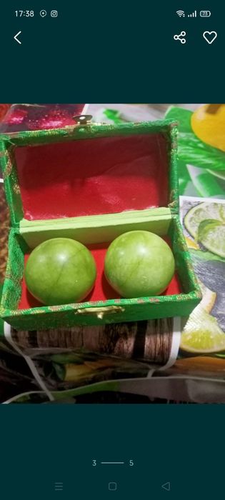 Продаются нефритовый шарик