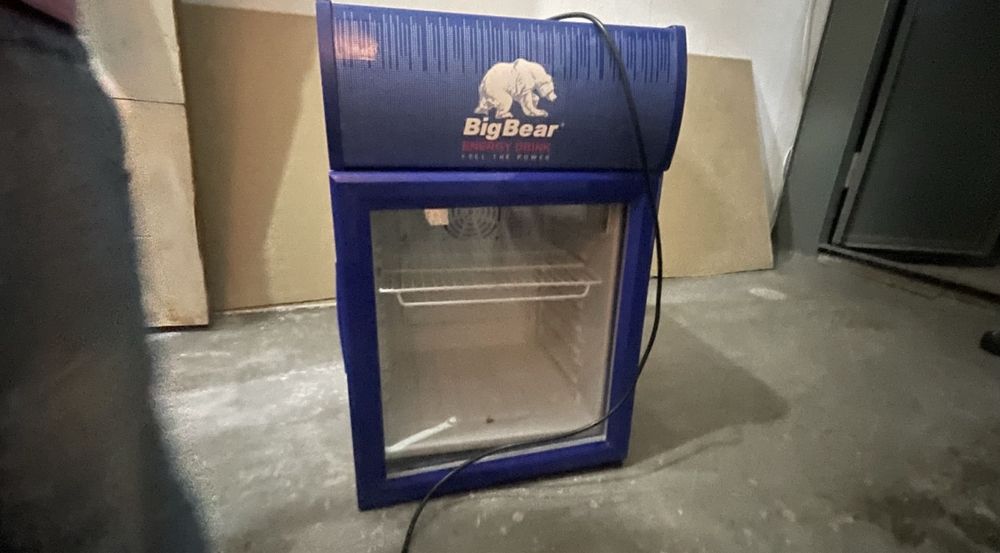 Продам холодильник