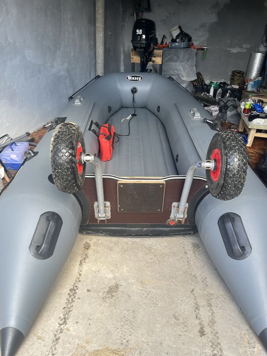 Продам лодку Инзир на 2,80