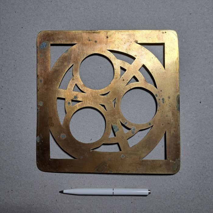 Obiecte din alamă și bronz