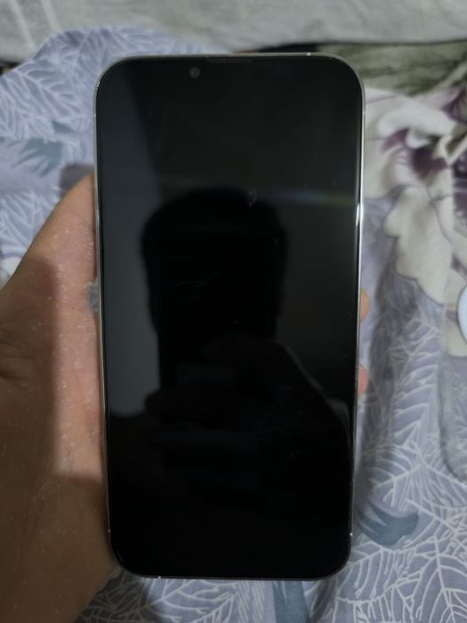 Telefon sogiladi. IPHONE  13 PRO MAX
