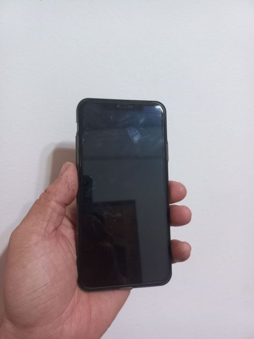 Iphone 11 pro max satiladi