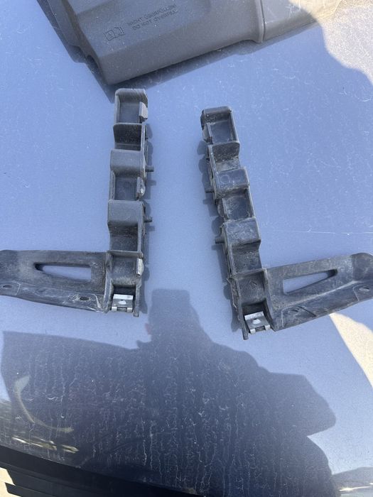 Държачи за предна броня ауди тт / audi TT 8j