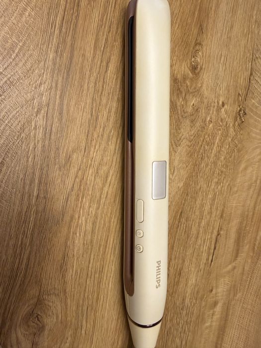 Преса за коса Philips moisture Protect