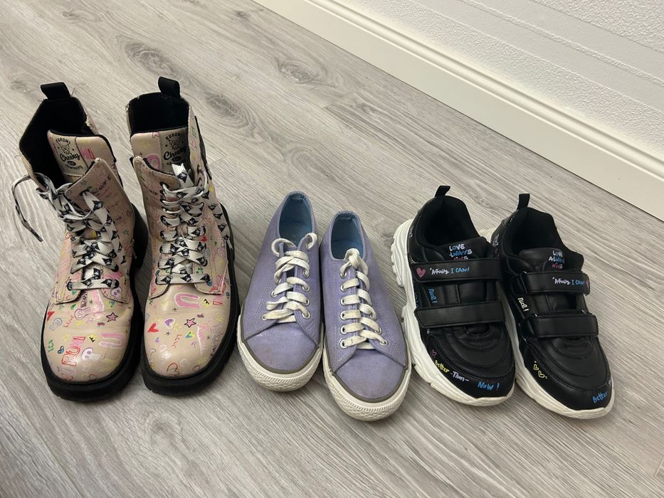 Lot papuci fete mărimea 35