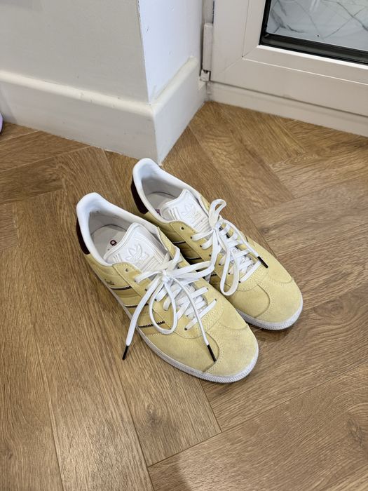 Adidas gazelle кеды желтые