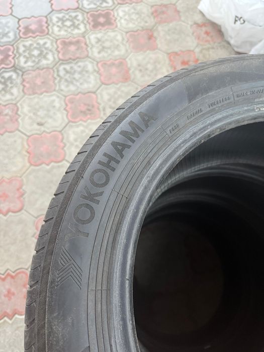 215/55/17 Yokohama
