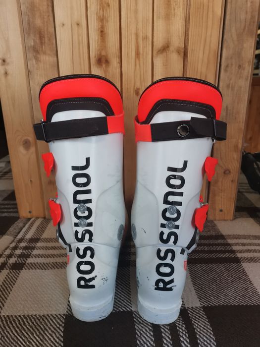 Ски обувки с подгряване