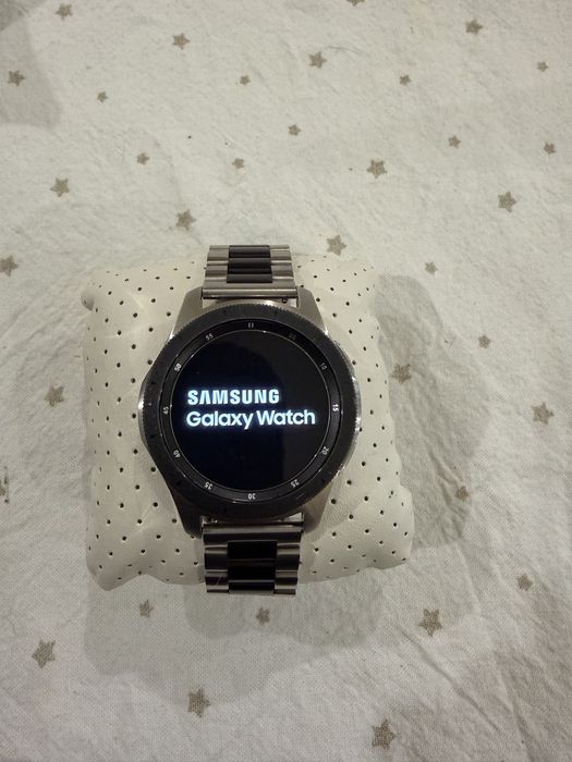 Samsung Galaxy Watch 46mm (Silver) – Сребриста класика
