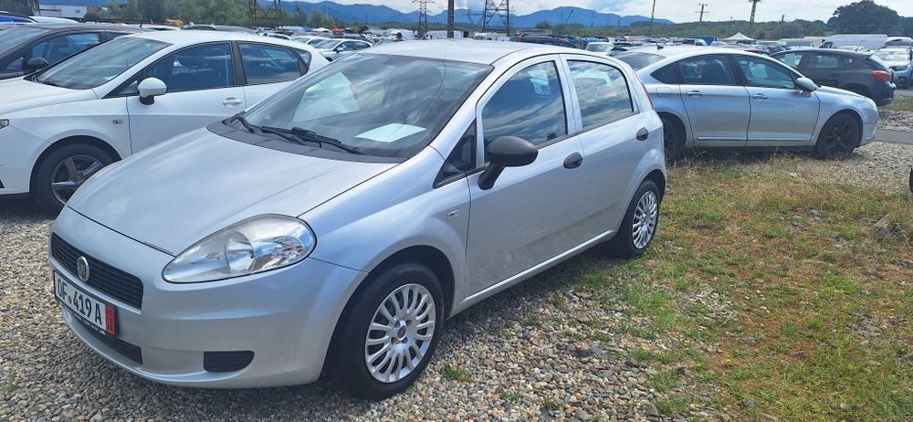 Fiat  Grande Punto   benzina    2014 !!!