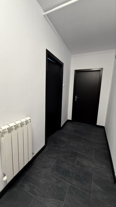 inchiriez apartament 2 camere decomandat OM renovat - totul nou