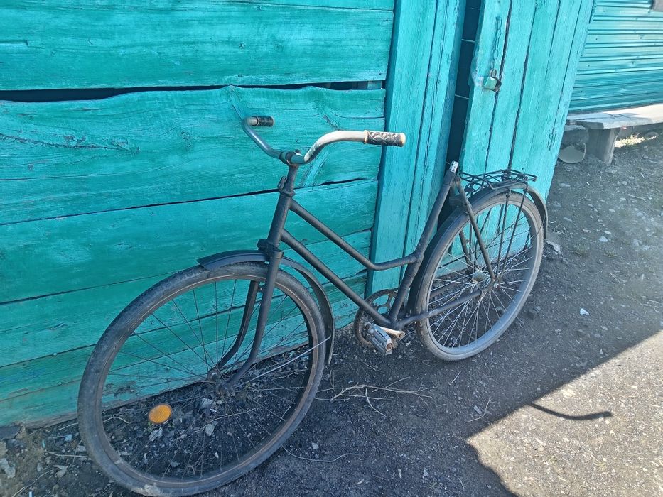 Велосипед черный