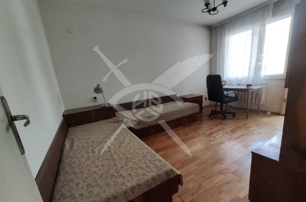 Продава се Тристаен апартамент в София, Разсадника - 127 кв.м за 1941 €/кв.м - Снимка #4