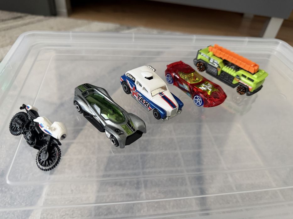 Hot Wheels 40  бр колички