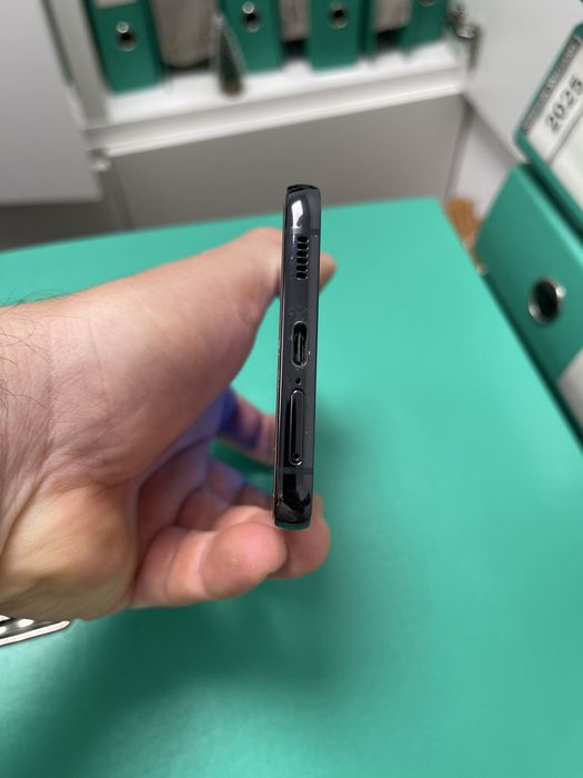 Samsung Galaxy S22+ 5G Dual SIM – Stare foarte bună.