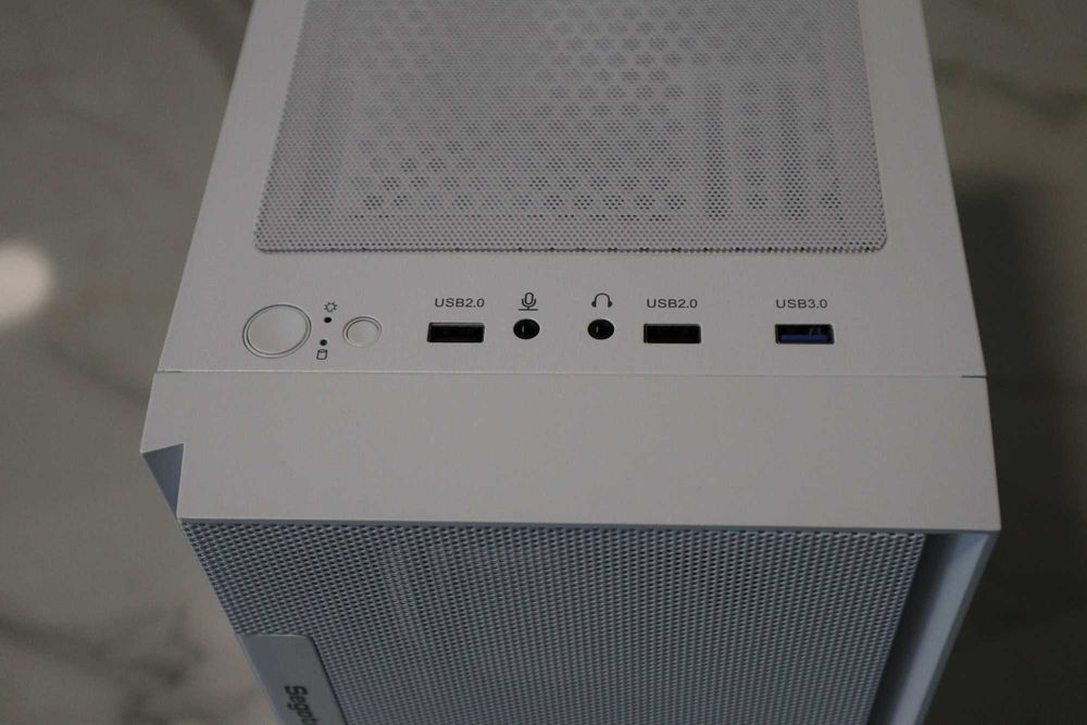 Calculator PC Gaming Ryzen 5 4600G + RTX 2060 SUPER, 16GB RAM, SSD NVMe 512GB, Wi-Fi