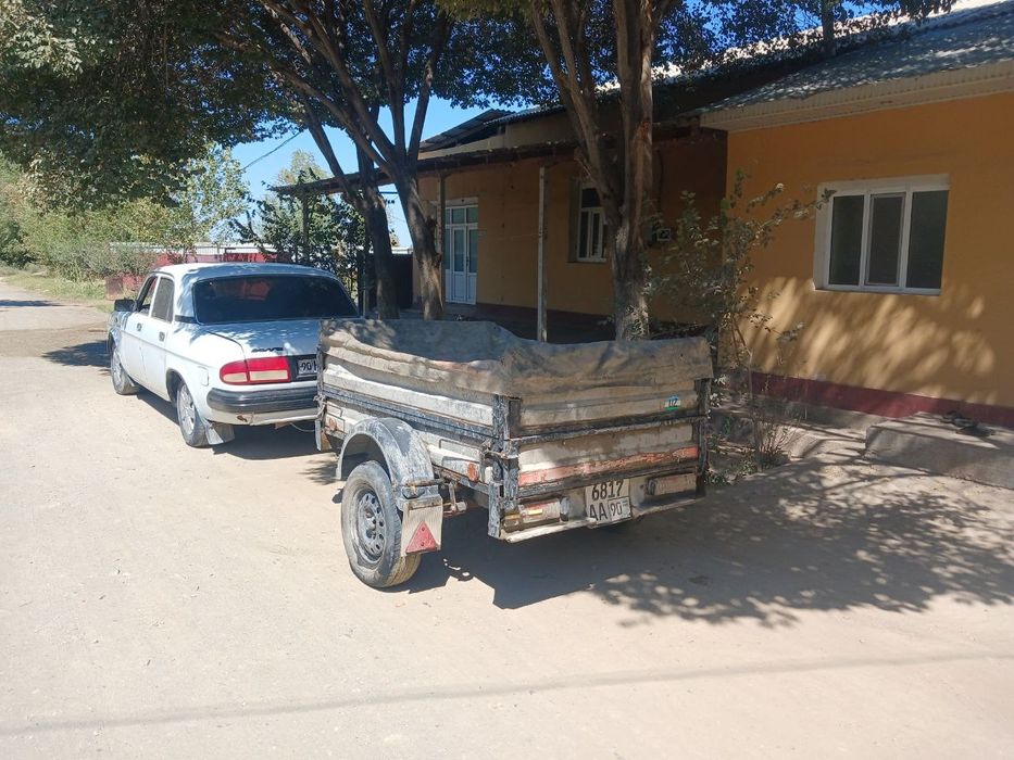 Gaz 3110 sotiladi tirkamasi bilan