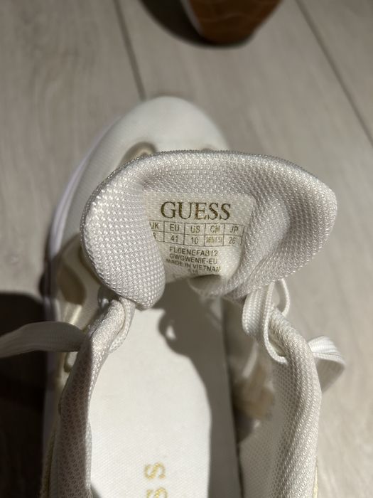 Adidasi / sneakers originali Guess