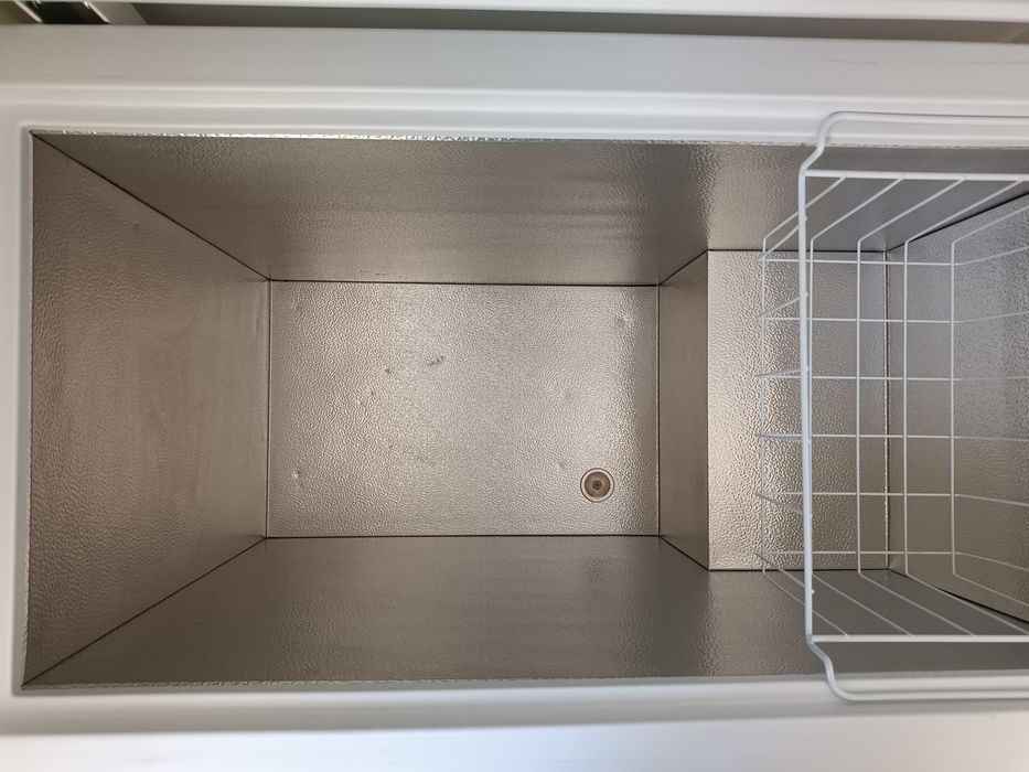 Морозильник о  фирмы Бирюса.