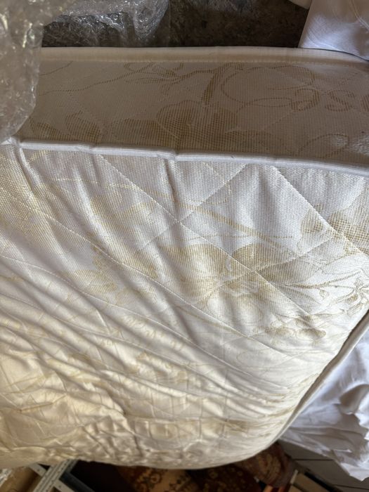 Матрас 160/200 б/у,самовывоз