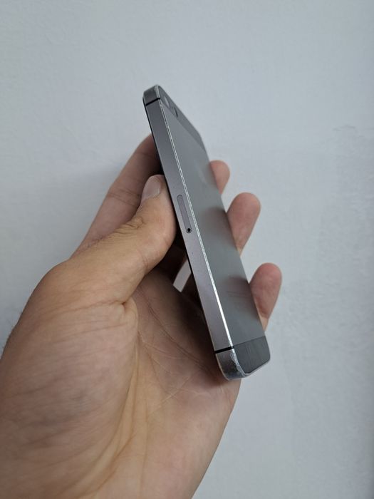 iPhone 5S память 32gb очилмагян ишлаши зор