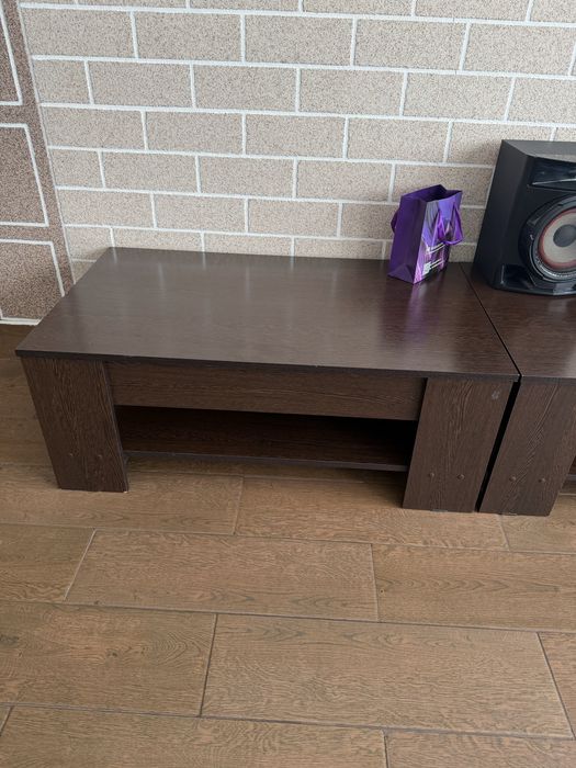 Журнальный столик