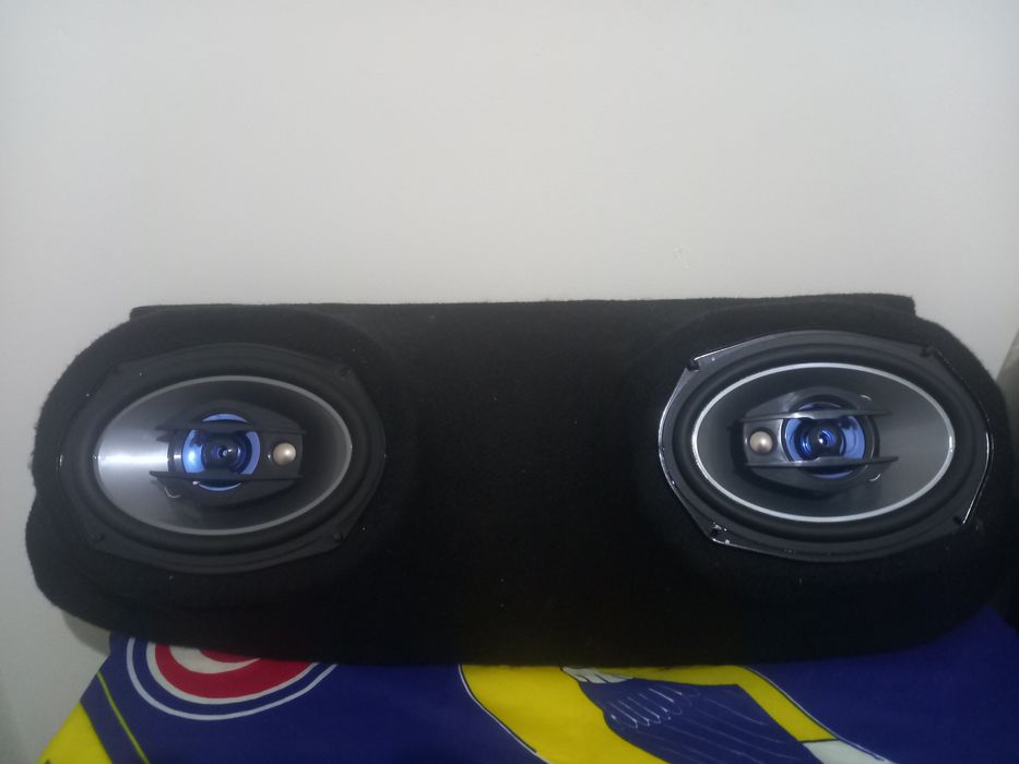 Sony avtomobil ichun kolonka 400 watt pachka