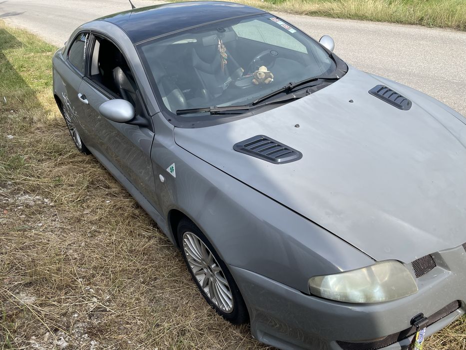 Vand sau schimb alfa romo gt din 2010