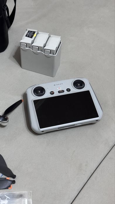 Дрон DJI 3 комбо