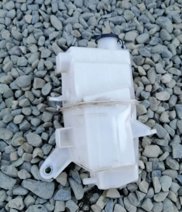 Vas lichid parbriz/Spalator/Expansiune Toyota C-HR CHR Toyota Rav 4