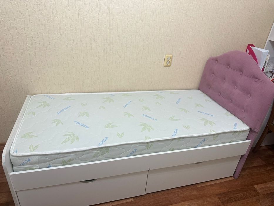 Продам детскую кровать