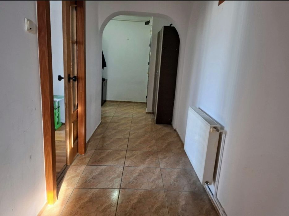 Targoviste Aleea Trandafirilor Aleea Trandafirilor 2 camere 48000 euro