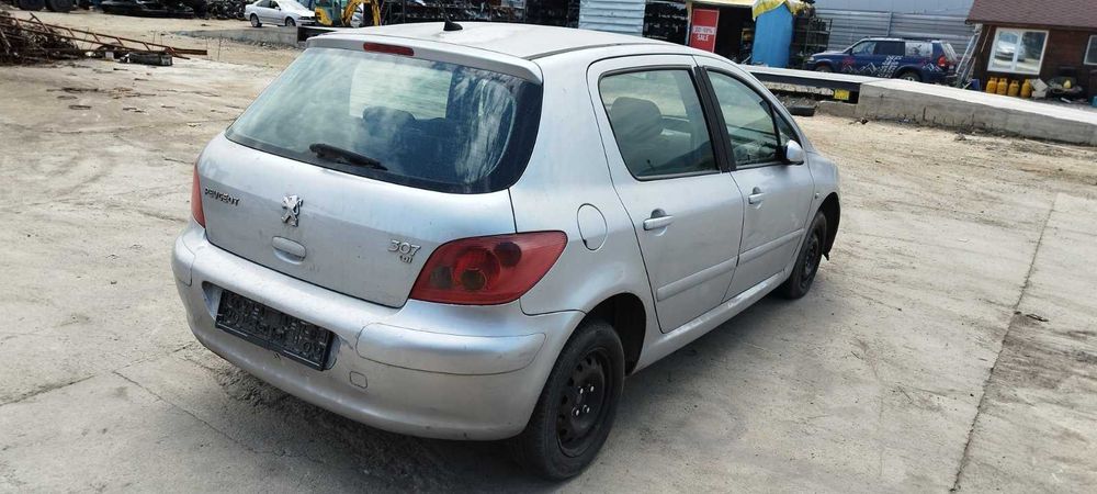 Peugeot 307 2.0HDI - 90к.с - 2002г. на части