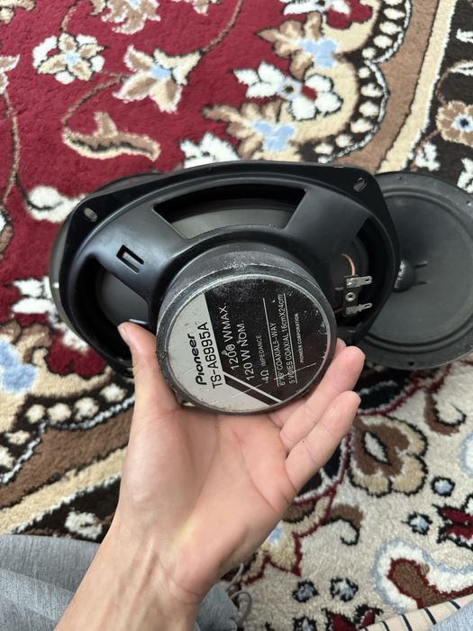 Калонки для машин