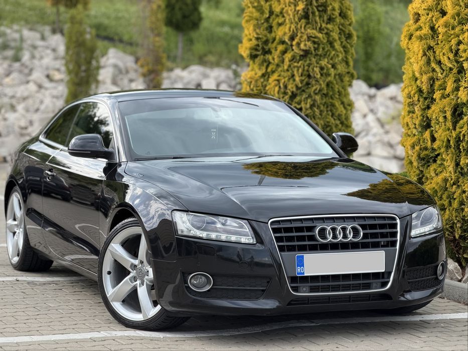 Audi / A5 Coupe 2.0 TDI