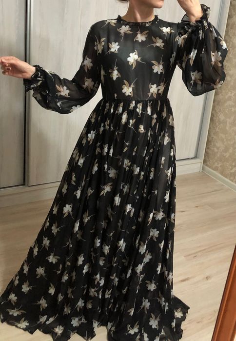 Продаются Платья