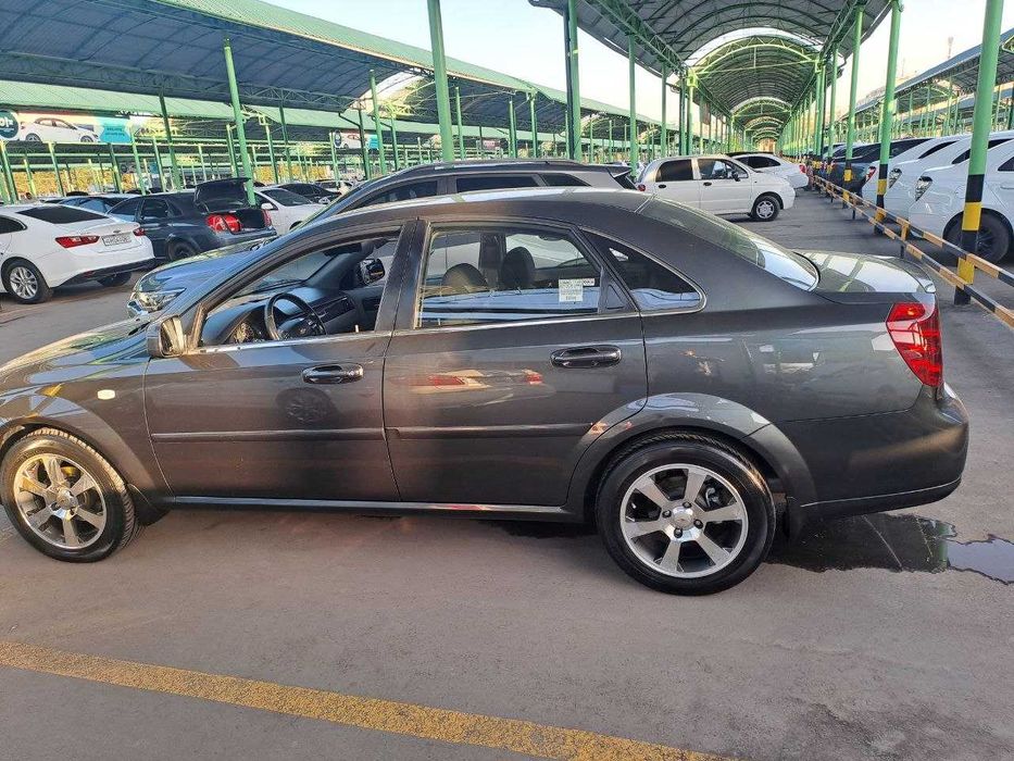 жентра 2019  пробег  24 000  за 12 200$