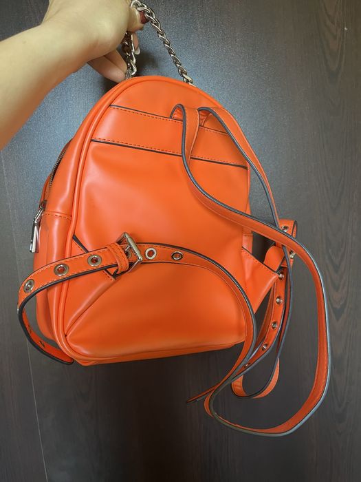 Раница на Replay