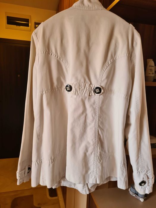 Пролетно манто/тренчкот