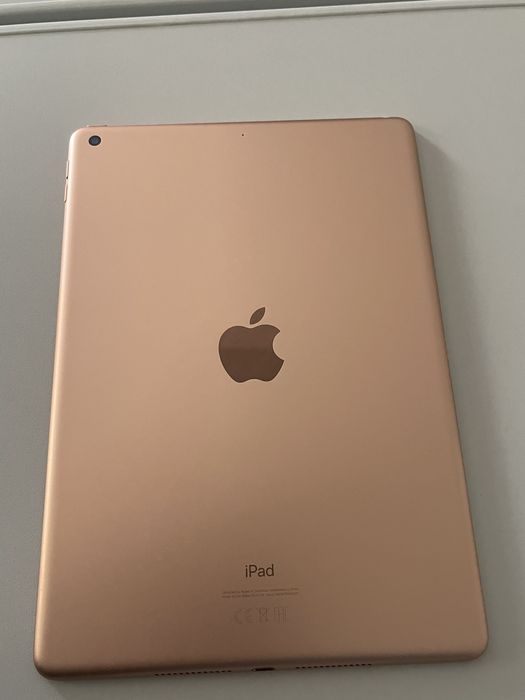 Ipad (8th generation) 18.6, 32 GB, Rose Gold, Conditie perfecta