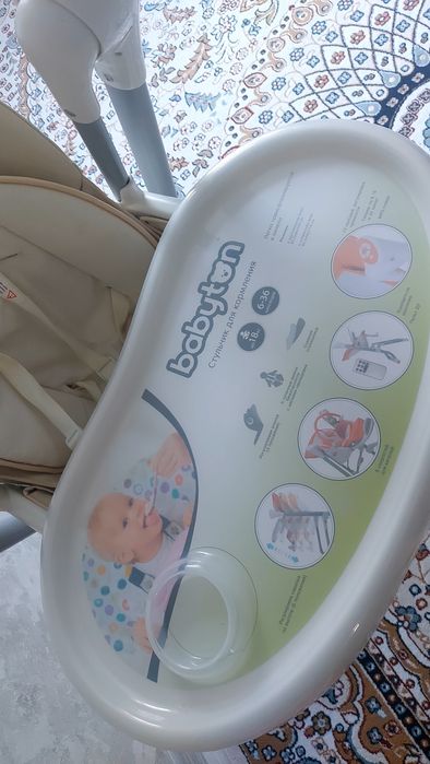 Продам стульчик-качеля 2 в 1, с пультом