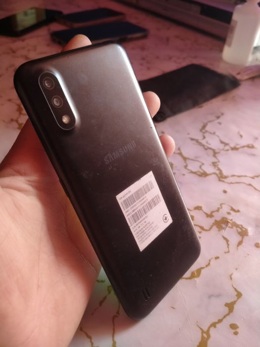 Продам сотовый телефон samsung