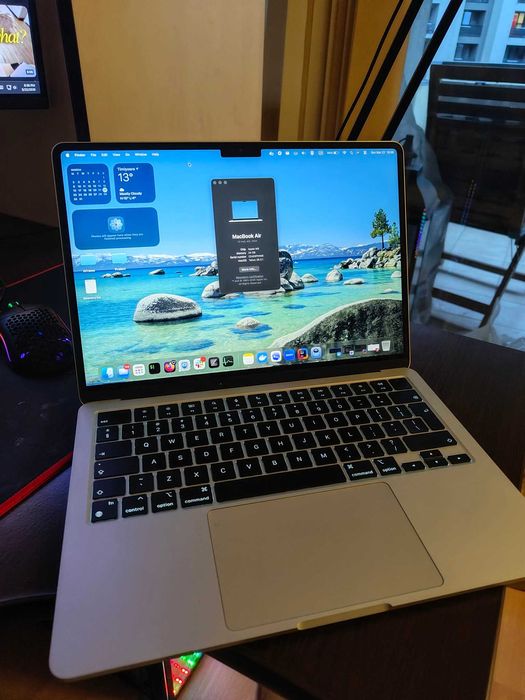 Macbook M3 Air 13" 8 nuclee CPU si 10 nuclee GPU, 24GB RAM, 512GB SSD