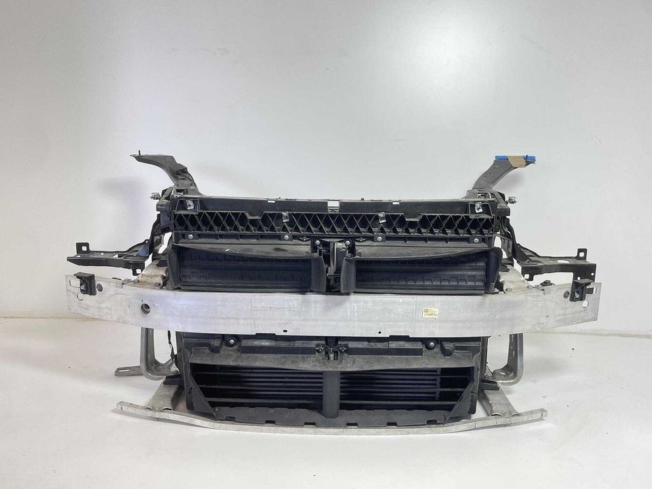 К-т предна маска с греда и радиатори за BMW 2er F46 LCI