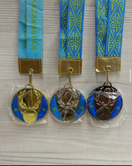 Медаль комлект 1место 2место 3место
