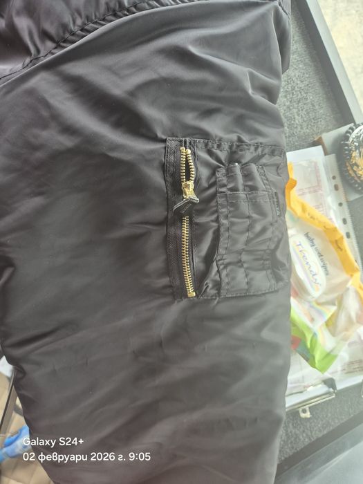 Яке пилотно бомбър чисто ново 5хл