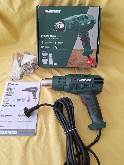 Pistol cu aer cald Parkside, cu accesorii, 200w, doua trepte aer